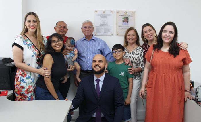 Familiares de Eleusa e o atual Chefe de Cerimonial Jardel Carvalho