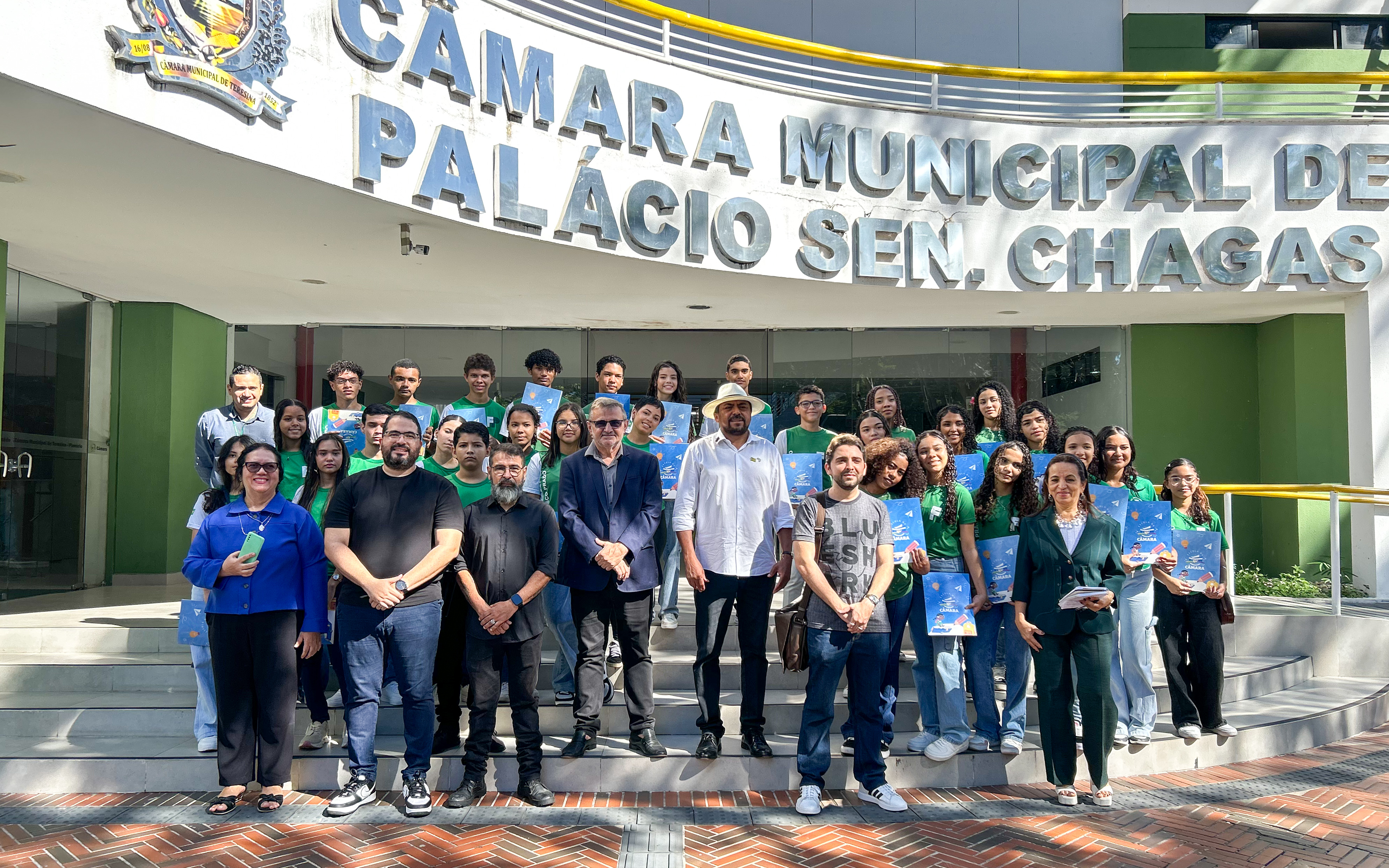 Escola Municipal Francisco Prado participa da 2ª edição do projeto Escola na Câmara 2026